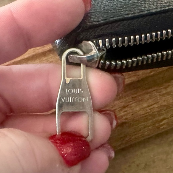 Louis Vuitton Damier Graphite Coated Leather Zippy Wallet - Picture 7 of 16